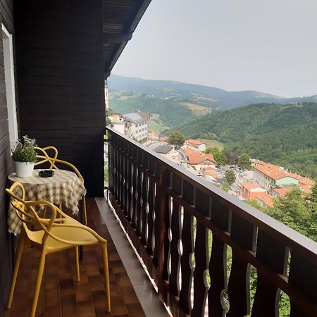 Apartamento Mansarda Accogliente A Lusiana Exterior foto